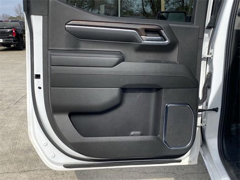 Used 2024 GMC Sierra 1500 SLT image 39