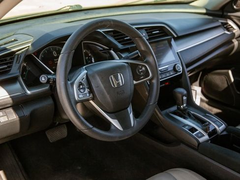 Used 2018 Honda Civic EX image 10