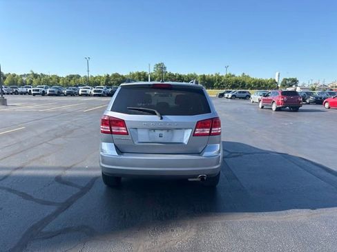 Used 2018 Dodge Journey SE w/ Blacktop Package FWD image 14