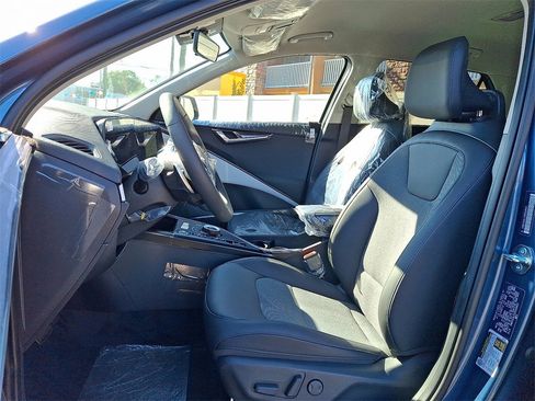 New 2025 Kia Niro EX w/ EX Cold Weather Package image 9