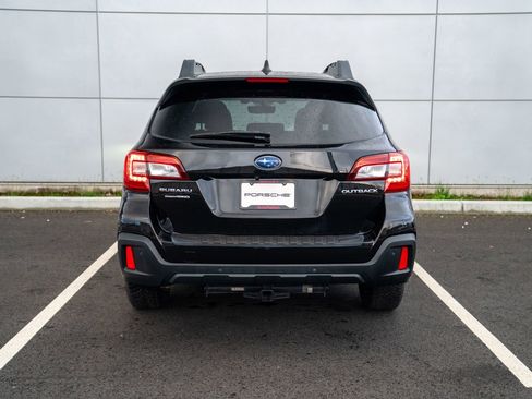 Used 2018 Subaru Outback 2.5i Limited image 7