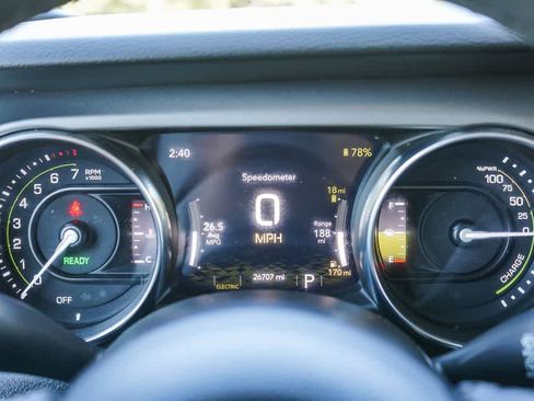 Used 2023 Jeep Wrangler Unlimited AWD/4WD image 22