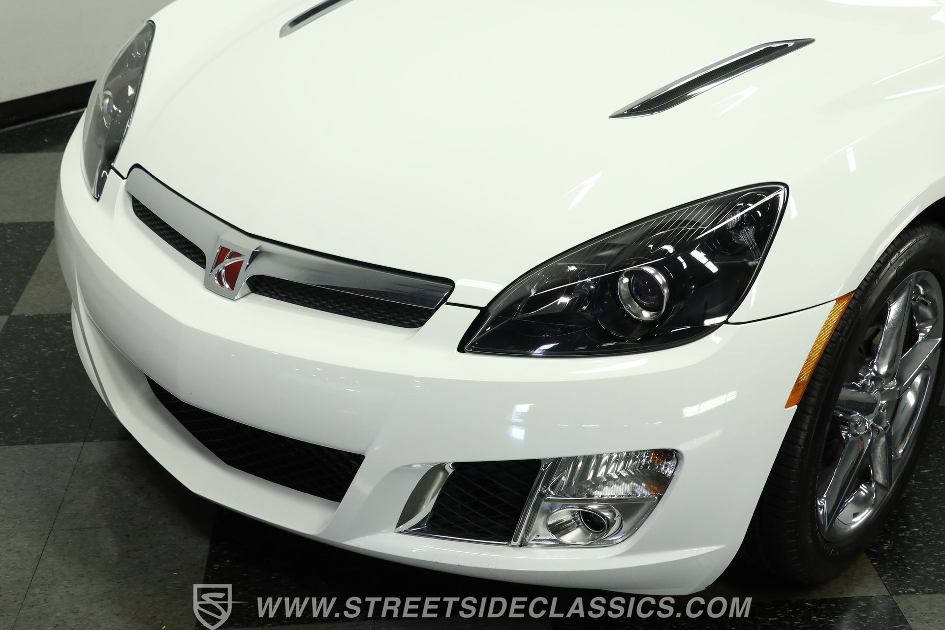 Used 2009 Saturn Sky Red Line RWD image 19
