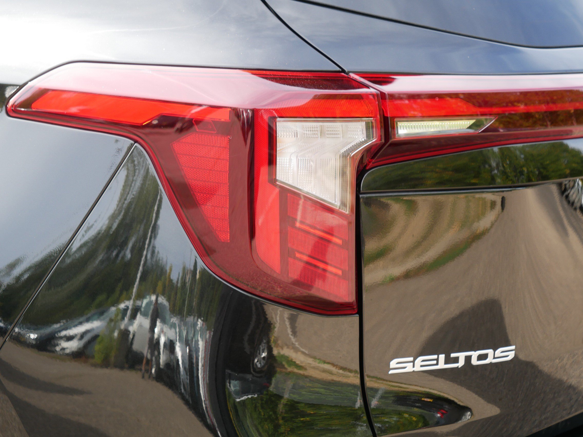 Certified 2026 Kia Seltos S AWD/4WD image 17