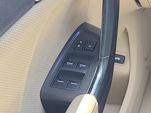 Used 2013 Acura TSX 2.4 image 32