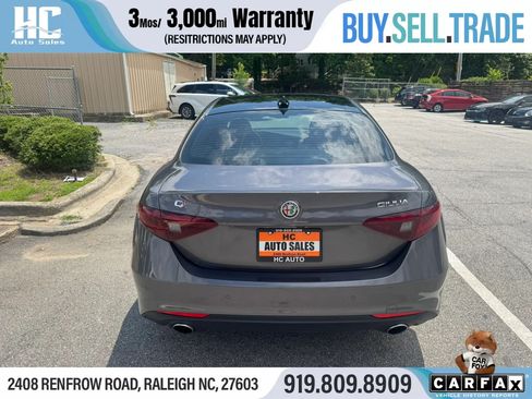 Used 2021 Alfa Romeo Giulia Ti AWD/4WD image 4