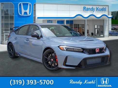 Used 2025 Honda Civic Type R image 1
