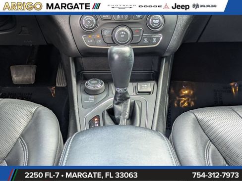 Used 2021 Jeep Cherokee Latitude Lux AWD/4WD image 20