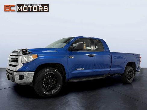Used 2016 Toyota Tundra SR5 AWD/4WD image 2