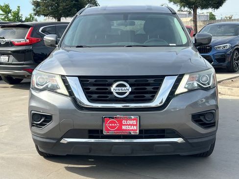 Used 2020 Nissan Pathfinder S image 11