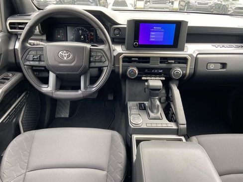 Used 2025 Toyota Tacoma SR5 RWD image 11