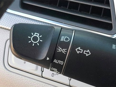 Used 2017 Hyundai Sonata Plug-In Hybrid image 27