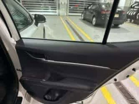 Used 2023 Toyota Camry XLE image 15