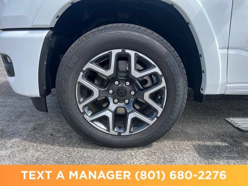 New 2026 RAM 1500 Laramie w/ Laramie Preferred Package AWD/4WD image 25