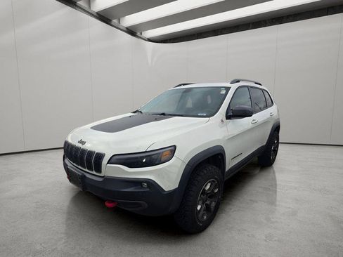 Used 2019 Jeep Cherokee Trailhawk w/ Cold Weather Group image 1