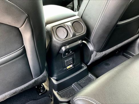 Used 2023 Jeep Wrangler Unlimited Sahara w/ Cold Weather Group AWD/4WD image 11