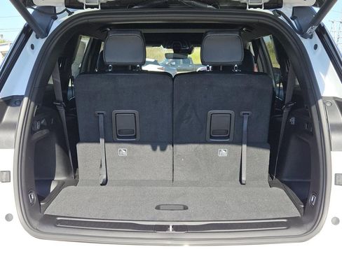 New 2025 Jeep Grand Cherokee L Altitude image 6