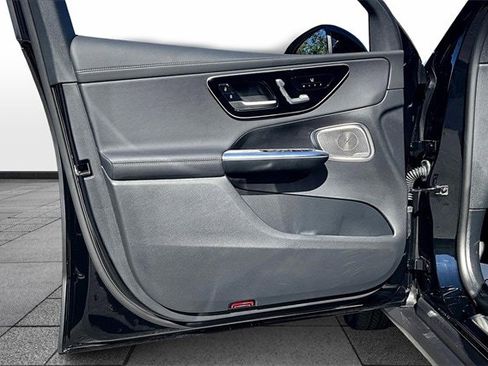 Certified 2025 Mercedes-Benz GLC 300 4MATIC image 23