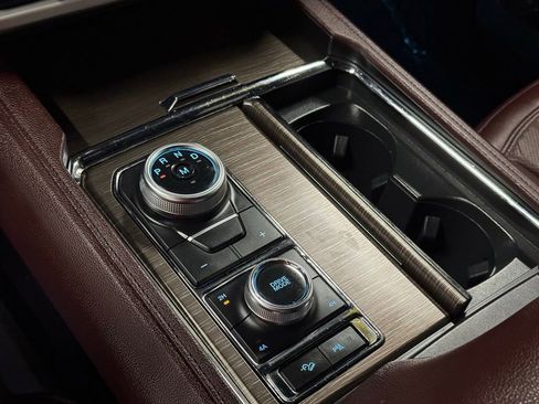 Used 2024 Ford Expedition Max Limited image 28