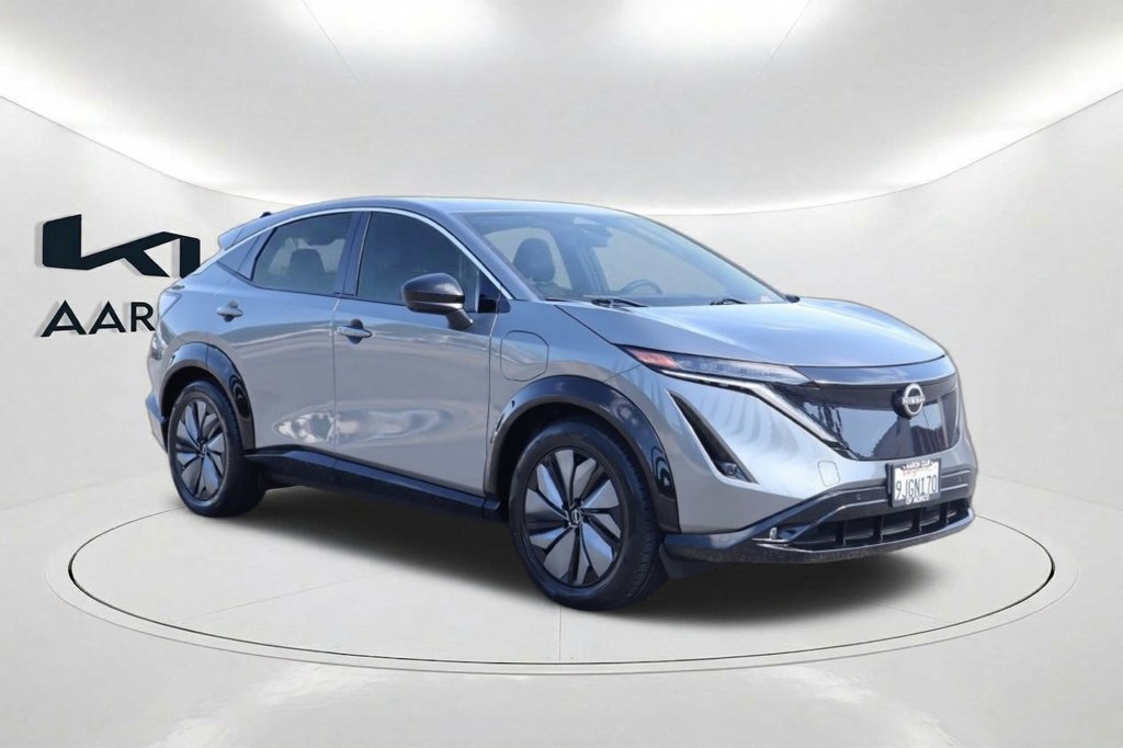 Used 2023 Nissan Ariya FWD image 3