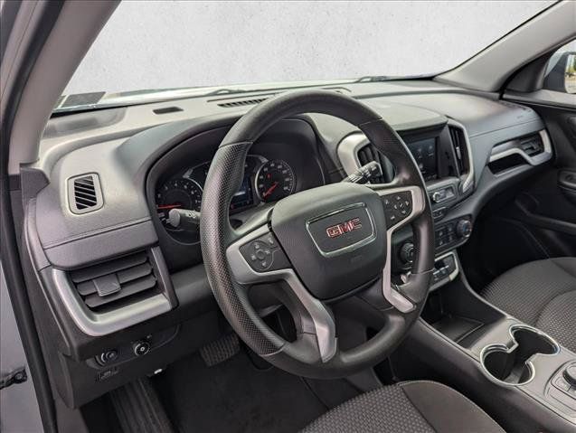 Used 2024 GMC Terrain SLE AWD/4WD image 12