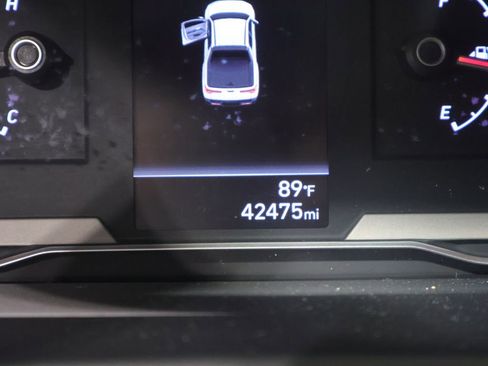Used 2023 Hyundai Santa Cruz SE AWD/4WD image 36