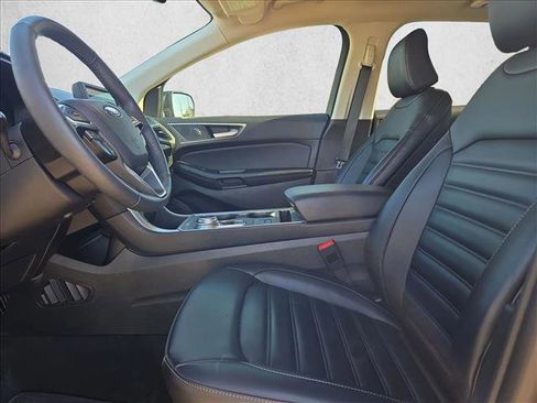 Used 2024 Ford Edge SEL w/ Convenience Package image 13