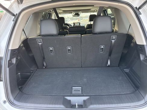 Certified 2025 Honda Pilot Elite image 7