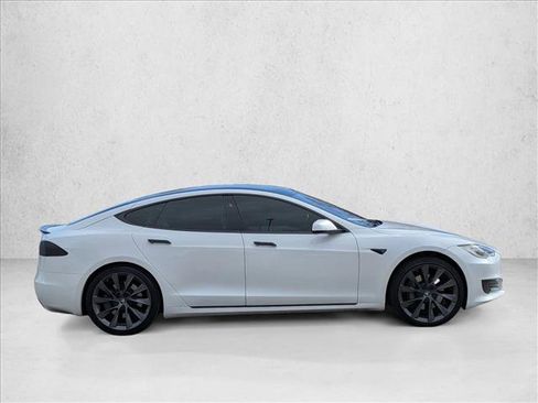 Used 2020 Tesla Model S Long Range image 4