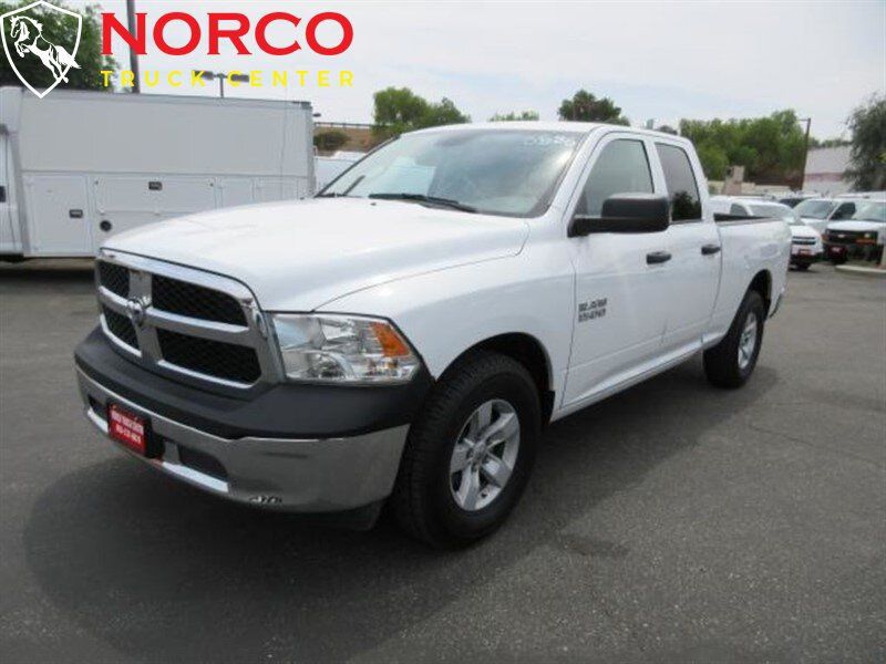 Used 2018 RAM 1500 Tradesman w/ Chrome Appearance Group RWD image 4