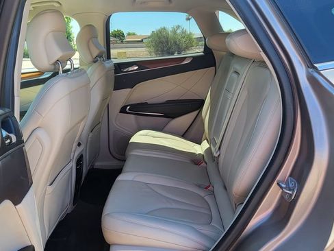 Used 2019 Lincoln MKC Select w/ MKC Climate Package FWD image 24