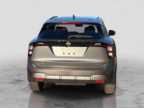 New 2026 Nissan Kicks SV image 3