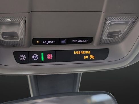 Used 2021 Chevrolet Malibu LT image 23