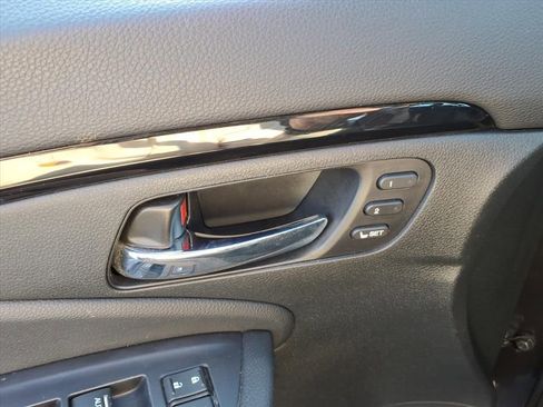 Used 2019 Honda Pilot Touring image 16