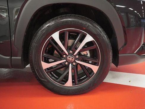 Certified 2024 Toyota Corolla Cross XSE image 40