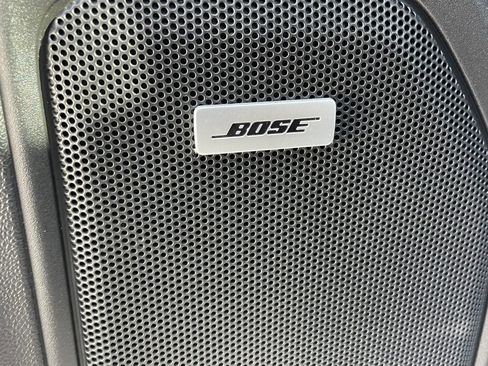 Certified 2020 GMC Sierra 1500 AT4 w/ Off-Road Performance Package image 35