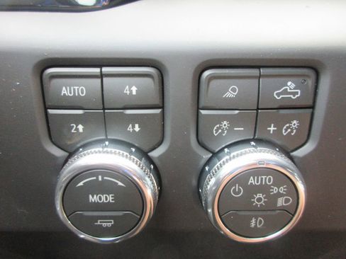 New 2026 GMC Sierra 1500 Denali AWD/4WD image 18