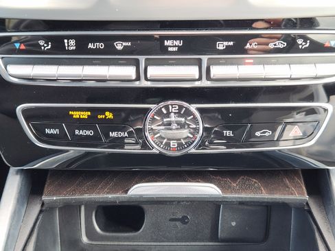 Used 2024 Mercedes-Benz G 63 AMG 4MATIC image 25