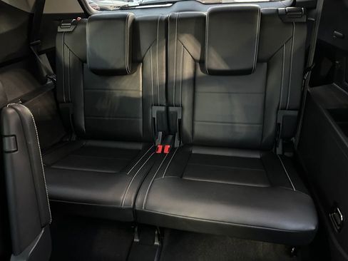 Used 2022 Volkswagen Atlas SE w/ Panoramic Sunroof Package image 21