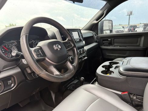 Used 2024 RAM 2500 Tradesman AWD/4WD image 25