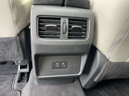 Used 2023 Nissan Rogue SV w/ SV Premium B Package FWD image 14