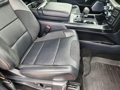 Used 2025 Ford F150 Raptor AWD/4WD image 14