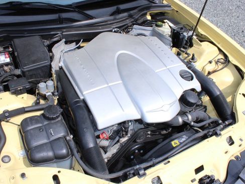 Used 2005 Chrysler Crossfire Limited RWD image 21