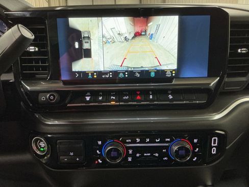 Used 2024 Chevrolet Silverado 2500 High Country w/ High Country Premium Package image 23