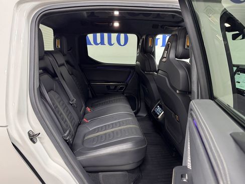 Used 2022 Rivian R1T Adventure image 14