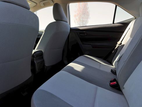 Used 2017 Toyota Corolla L image 27