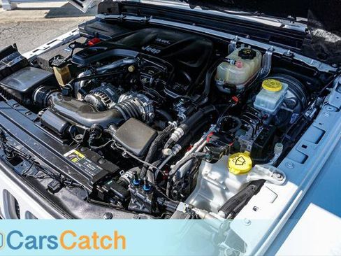 Used 2018 Jeep Wrangler Unlimited Sahara w/ LED Lighting Group image 37