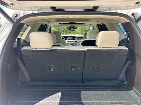 Used 2021 Hyundai Palisade Calligraphy image 9