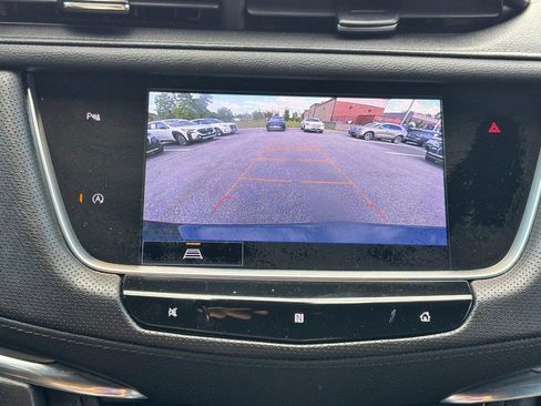 Used 2021 Cadillac XT5 Luxury w/ LPO, Floor Liner Package AWD/4WD image 18