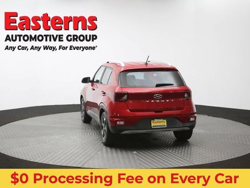 Used 2023 Hyundai Venue Limited FWD image 66